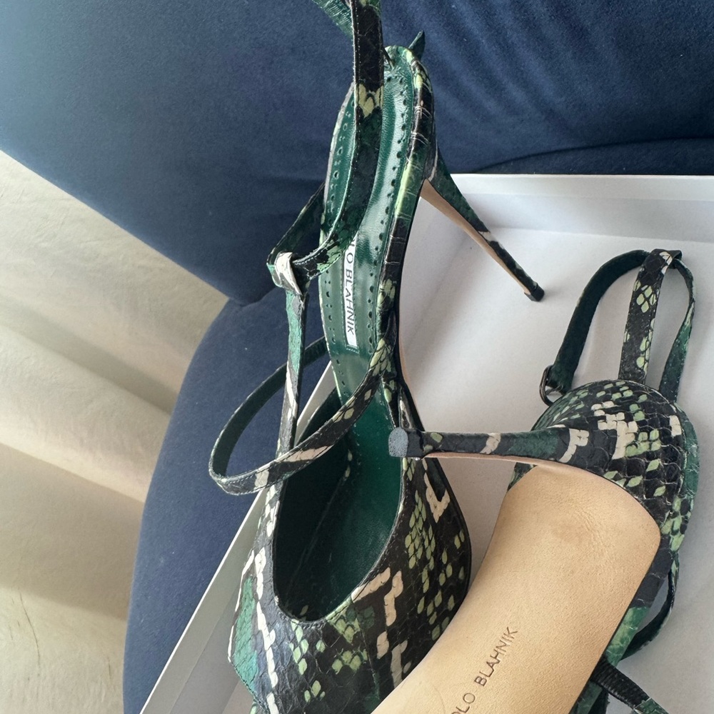 Manolo Blahnik Green python leather Sandals - Picture 5 of 16